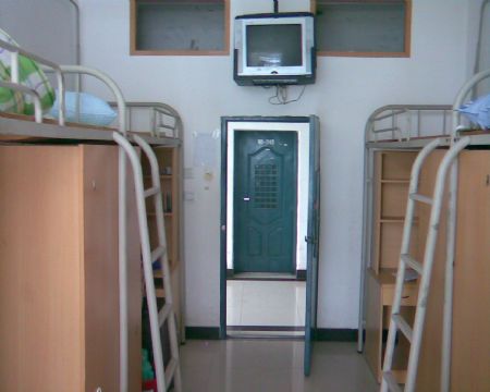 江西财经大学宿舍图片_寝室图片15