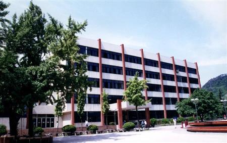 重庆邮电大学图片