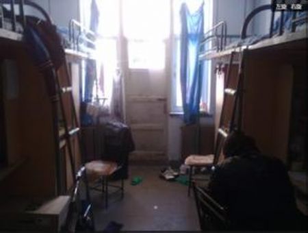 辽宁工业大学宿舍图片_寝室图片16