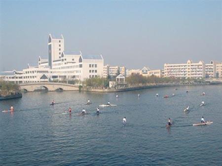 绍兴文理学院校园图片_大学图片3