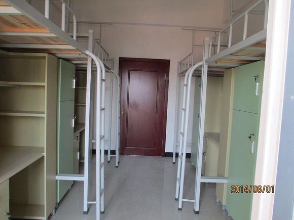 广州医科大学宿舍图片_寝室图片10