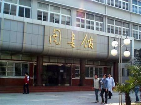 安徽医药类大学选择皖南医学院好还是选择蚌埠医学院好？