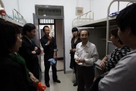 西安邮电大学宿舍图片_寝室图片10