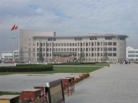 河北金融学院校园图片_大学图片2