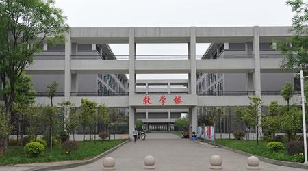 成都哪所专科好？见成都专科批分数排名表