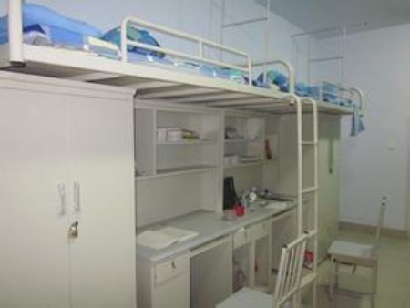 青岛滨海学院宿舍图片_寝室图片13