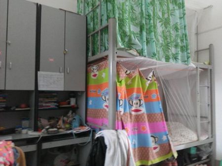 百色学院宿舍图片_寝室图片13