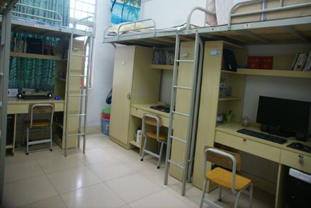 海南职业技术学院宿舍图片_寝室图片8