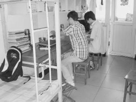 河北经贸大学经济管理学院宿舍图片_寝室图片2