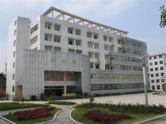 填报问题:张家界航空工业职业学院是公办还是民办大专？