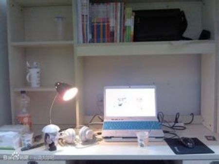 云南大学宿舍图片_寝室图片12